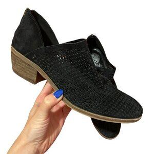Vince Camuto Suede Eyelet Patterned Heeled Shoes Black Size 7.5M